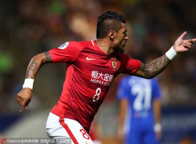 英超-富勒姆3-2狼队止4轮不胜 威廉点射双响+补时绝杀黄喜灿破门英超第13轮，富勒姆主场对阵狼队。